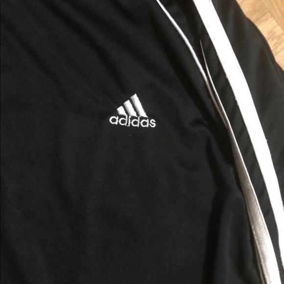 Adidas boys shirt size XXL - Picture 6 of 6